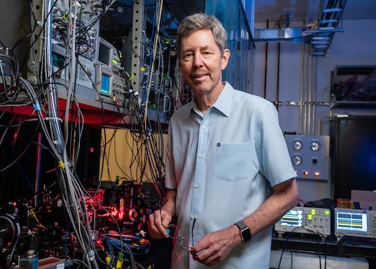 Randall Hulet in his lab